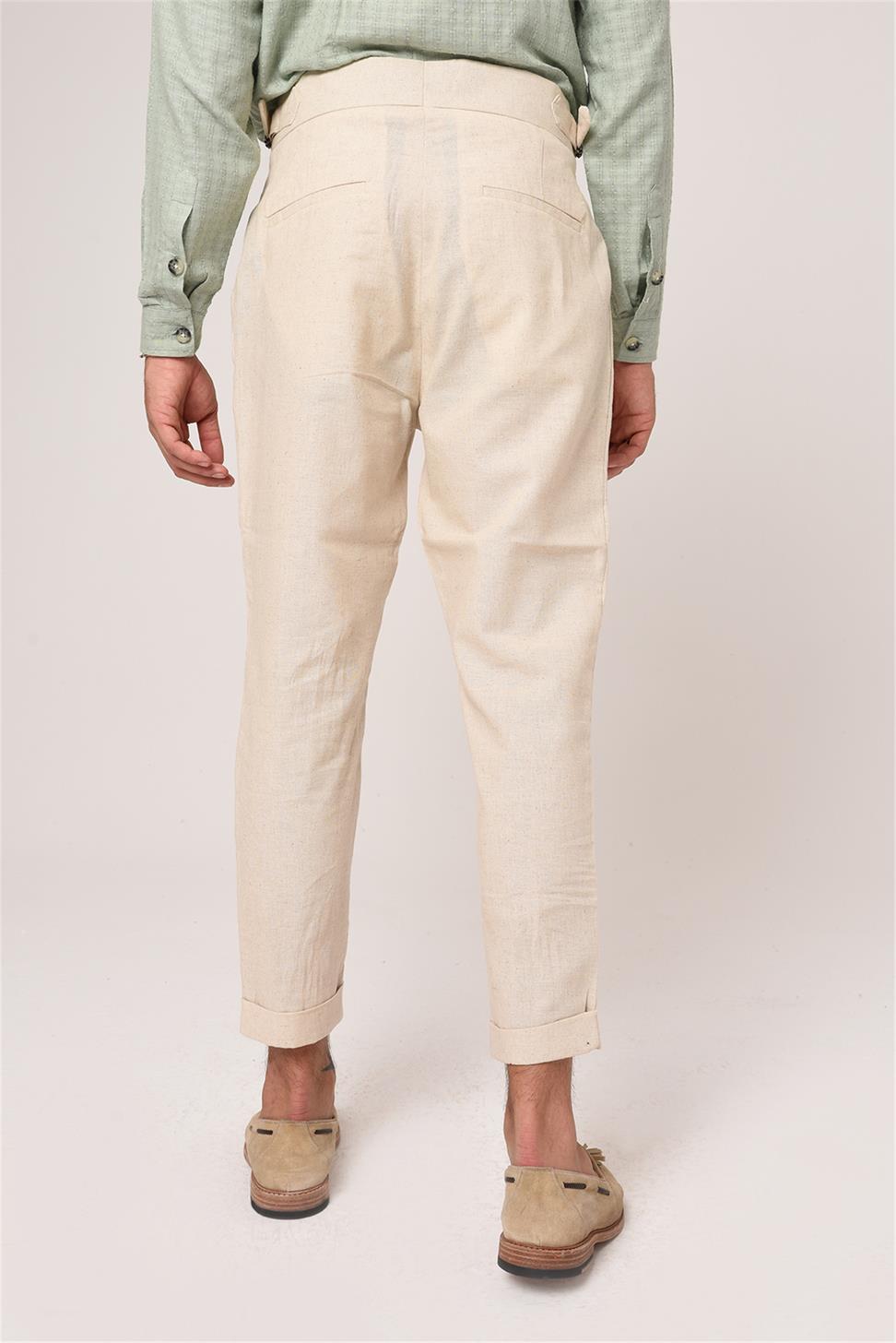 بنطلون كتان عالي الخصر مزين بحزام