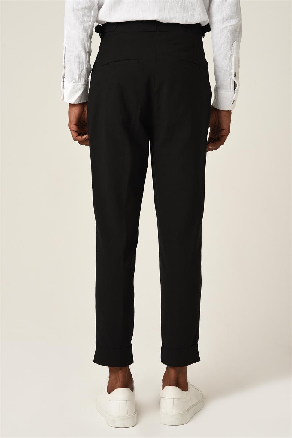 بنطلون كتان عالي الخصر مزين بحزام