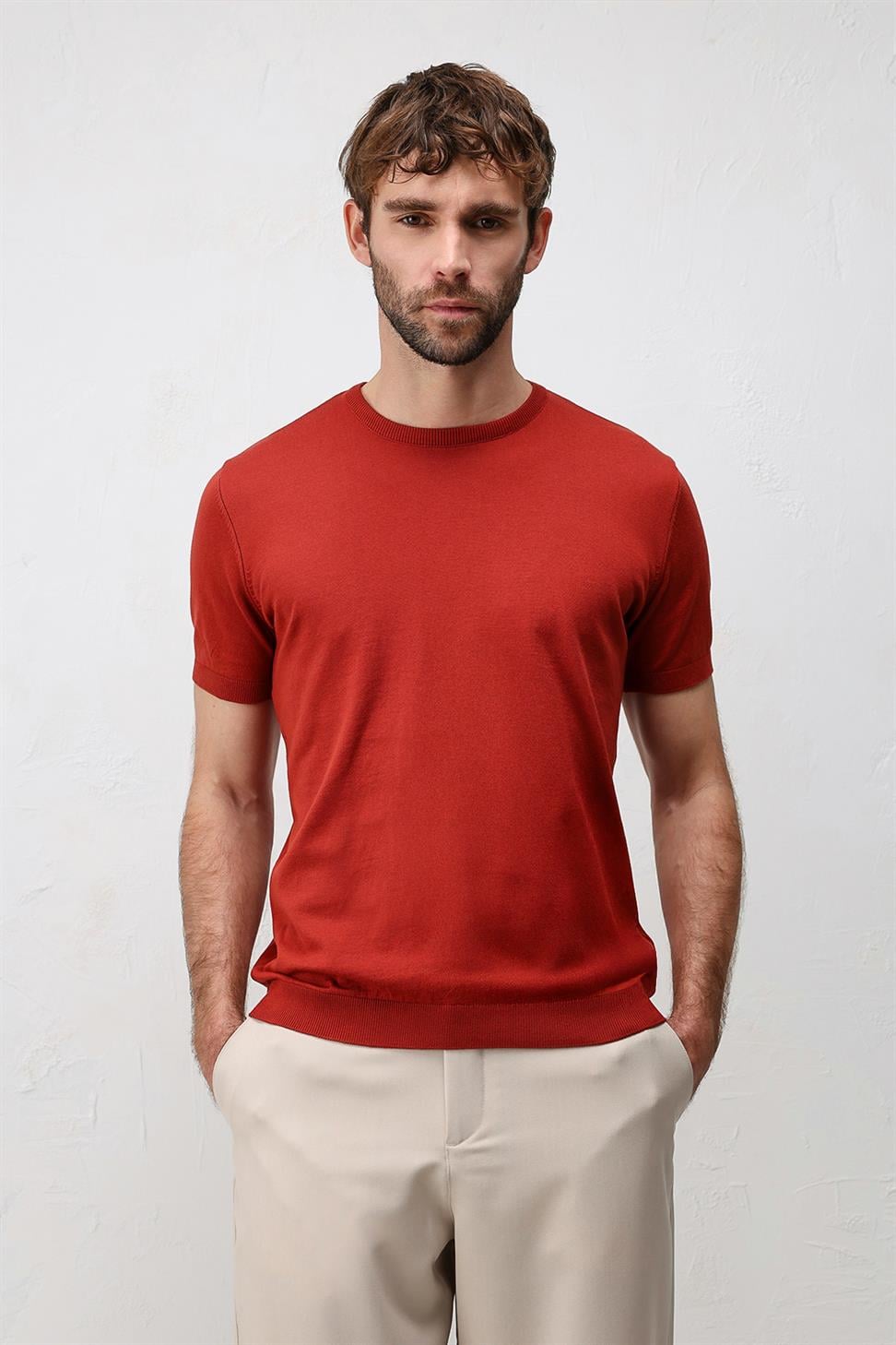 Antioch Kırmızı Comfort Slim Triko T-Shirt