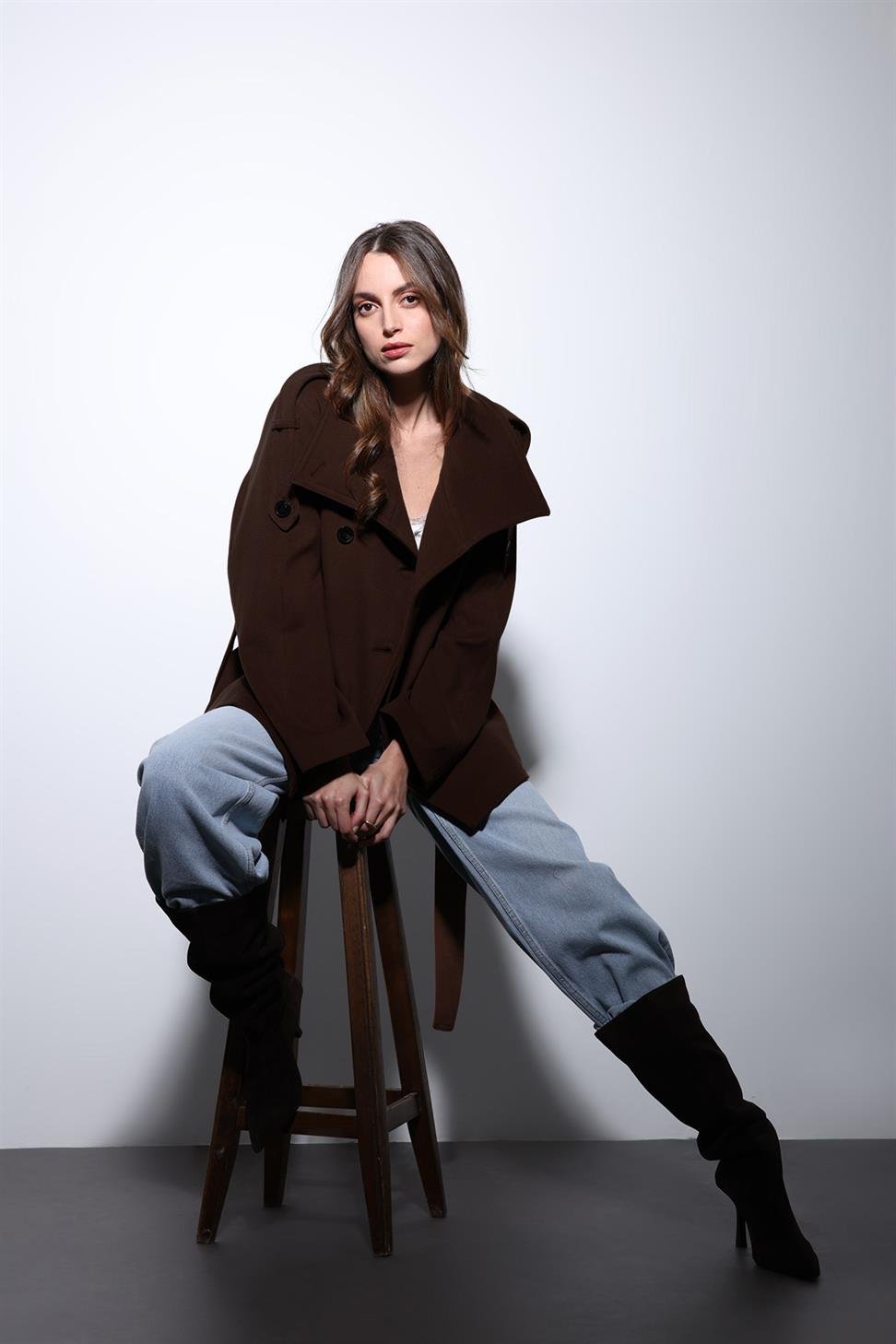 Antioch Koyu Kahve Dik Yaka Kruvaze Kadın Kaban