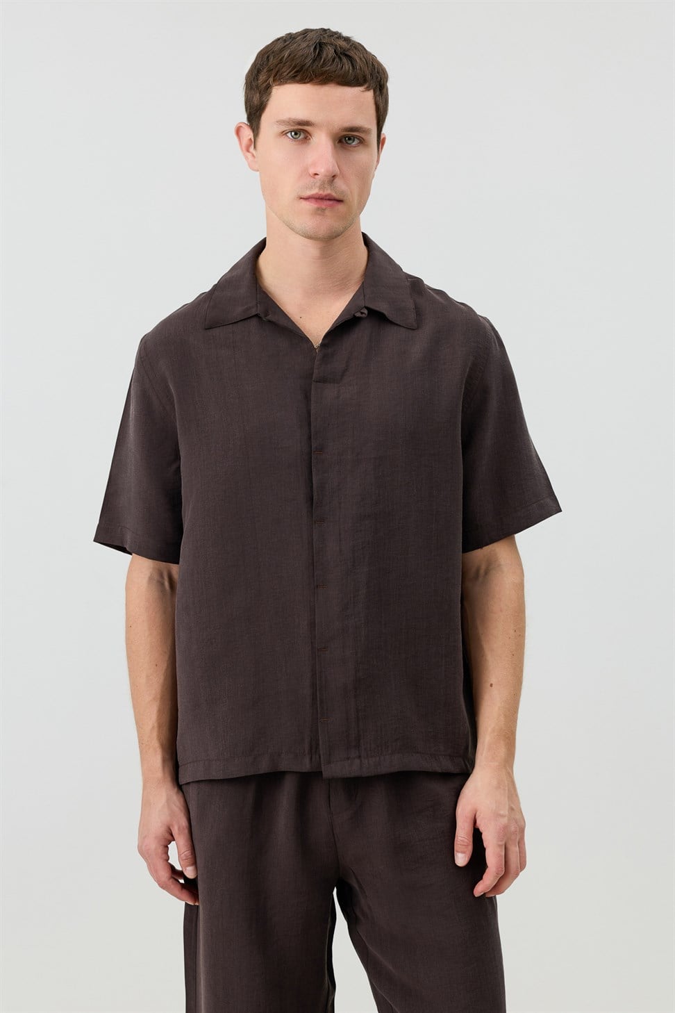 Mens Shirt with Lyocell Blend and Hidden Buttons