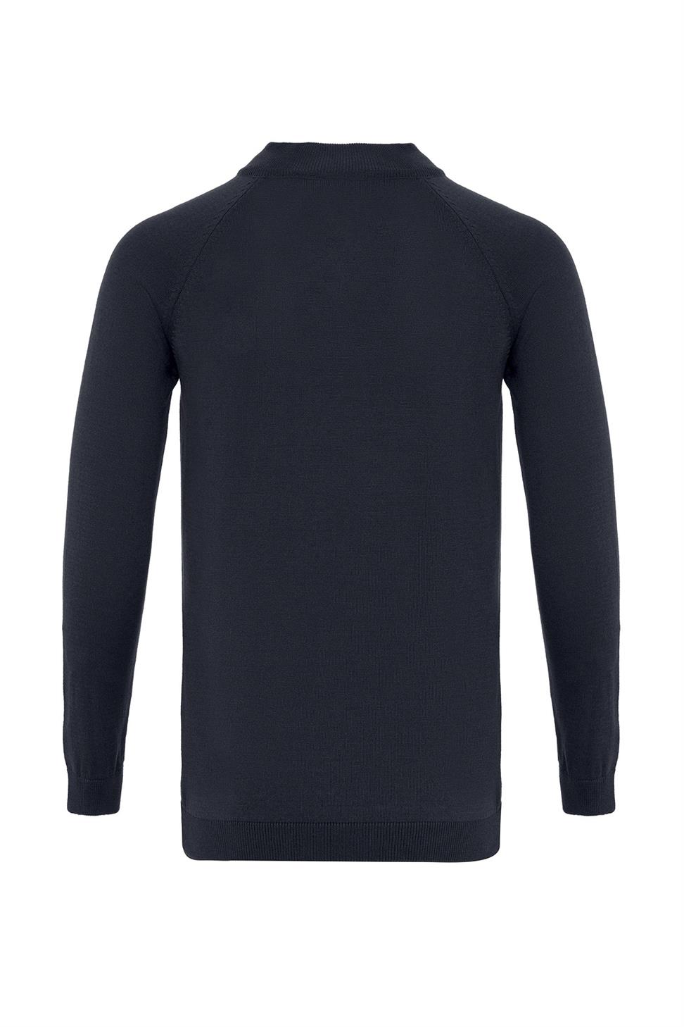 طاقم الرقبة سترة تريكو سليم صالح