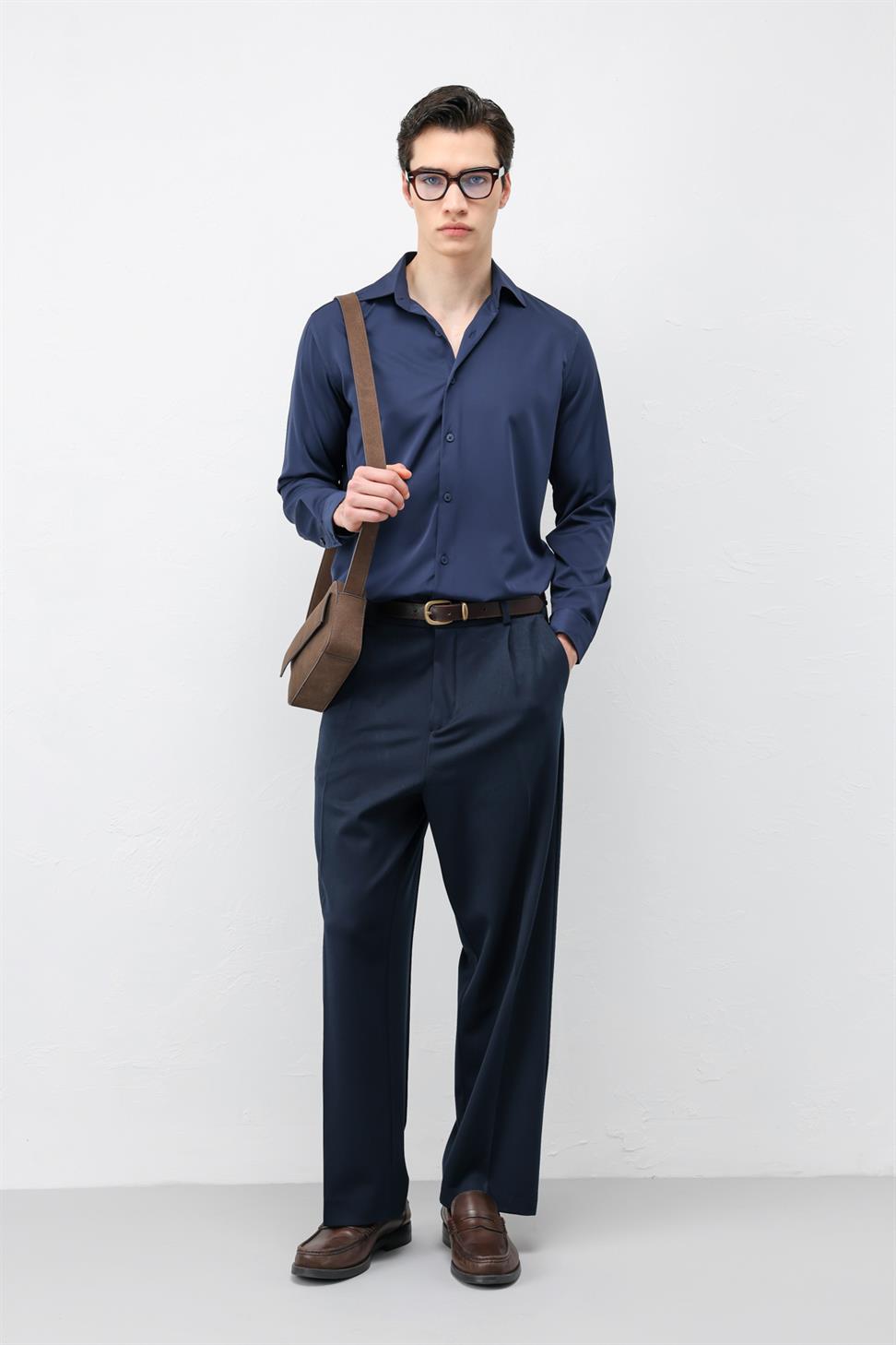 قميص رجالي من طراز Comfort Slim