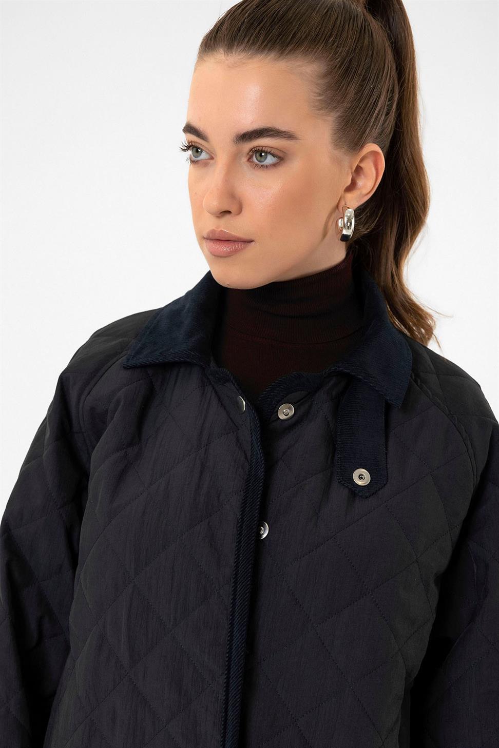 Antioch Lacivert Kadın Polo Yaka Kapitone Mont