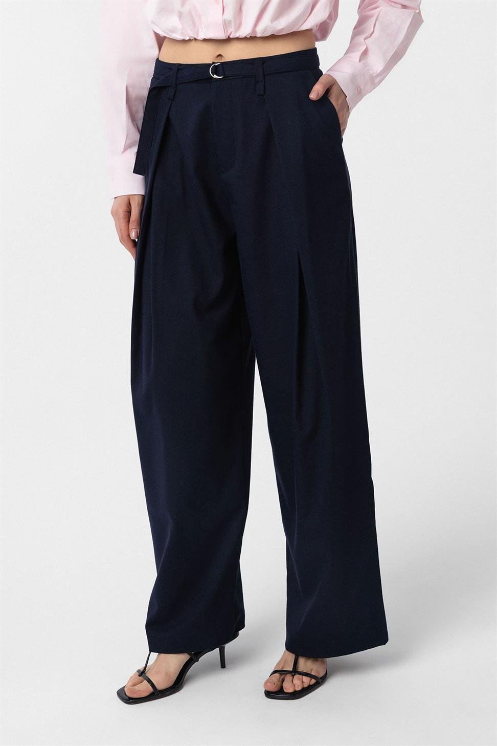 Antioch Lacivert Kemerli Pilili Kadın Pantolon