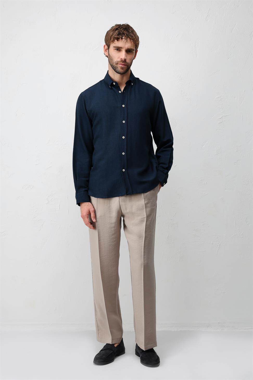 Relaxed Fit Mens Shirt with Linen Blend