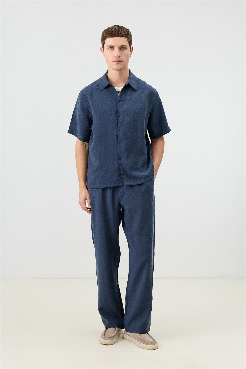 Mens Shirt with Lyocell Blend and Hidden Buttons