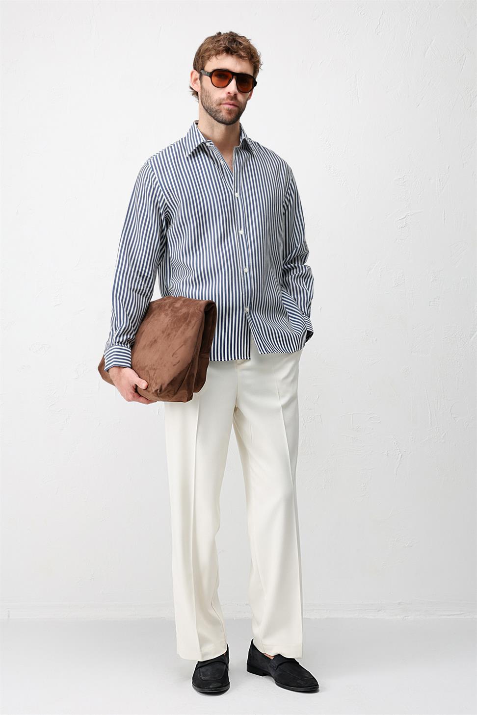 قميص رجالي مريح بخطوط من مزيج ليوسيل