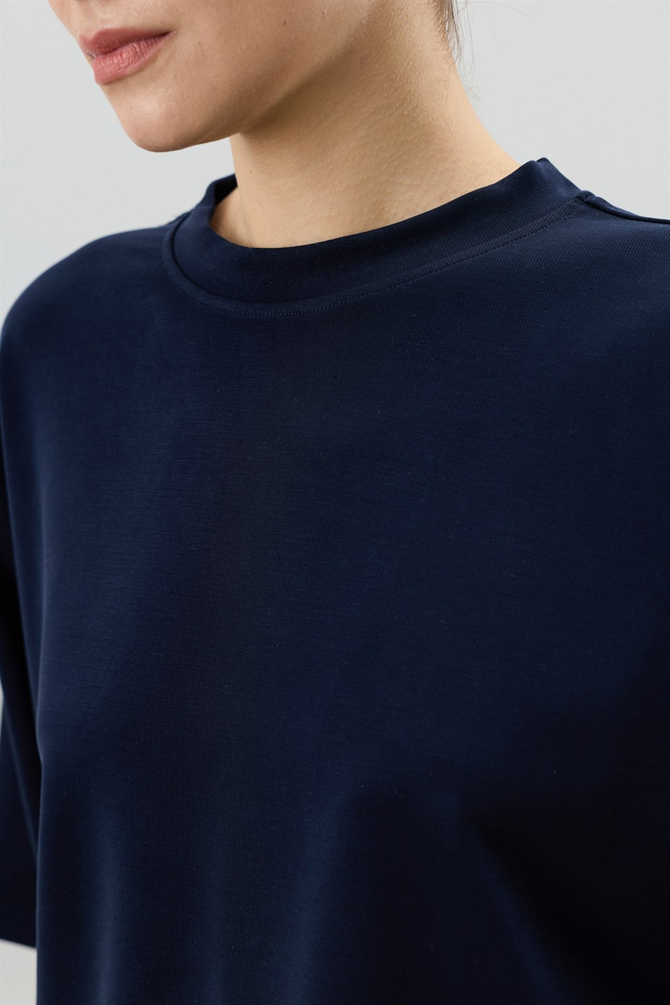 Antioch Lacivert Modal Karışımlı T-Shirt Pantolon Kadın Takım