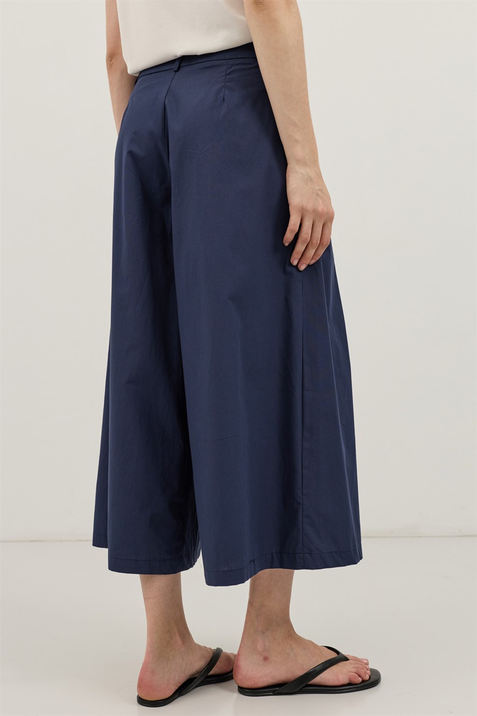 Antioch Lacivert Pileli Culotte Pantolon