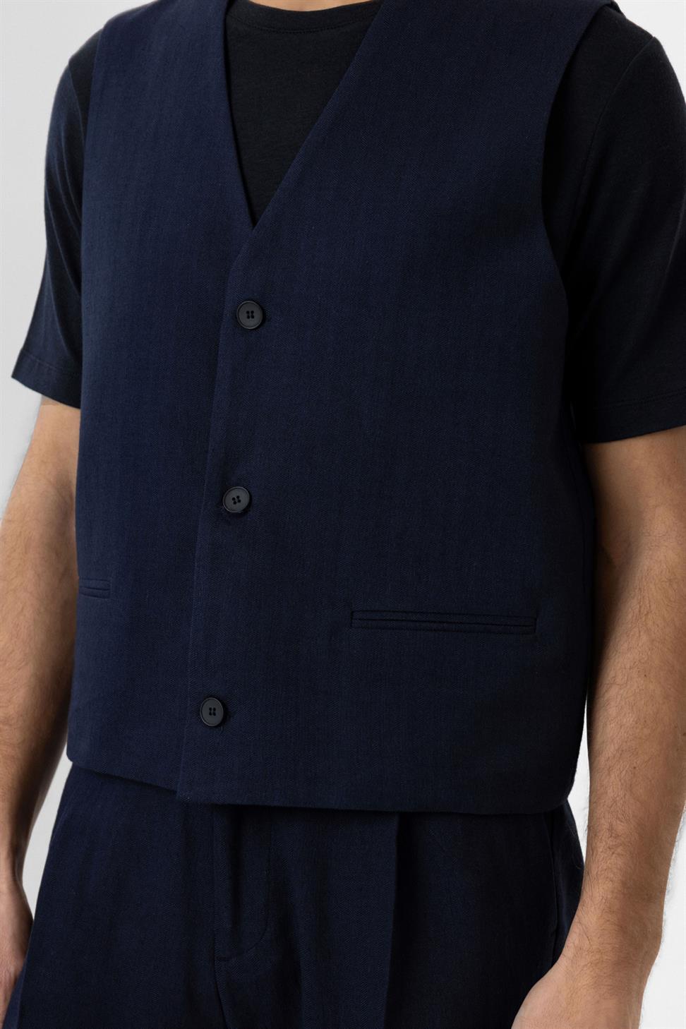 Relax Fit Linen Blend Mens Vest