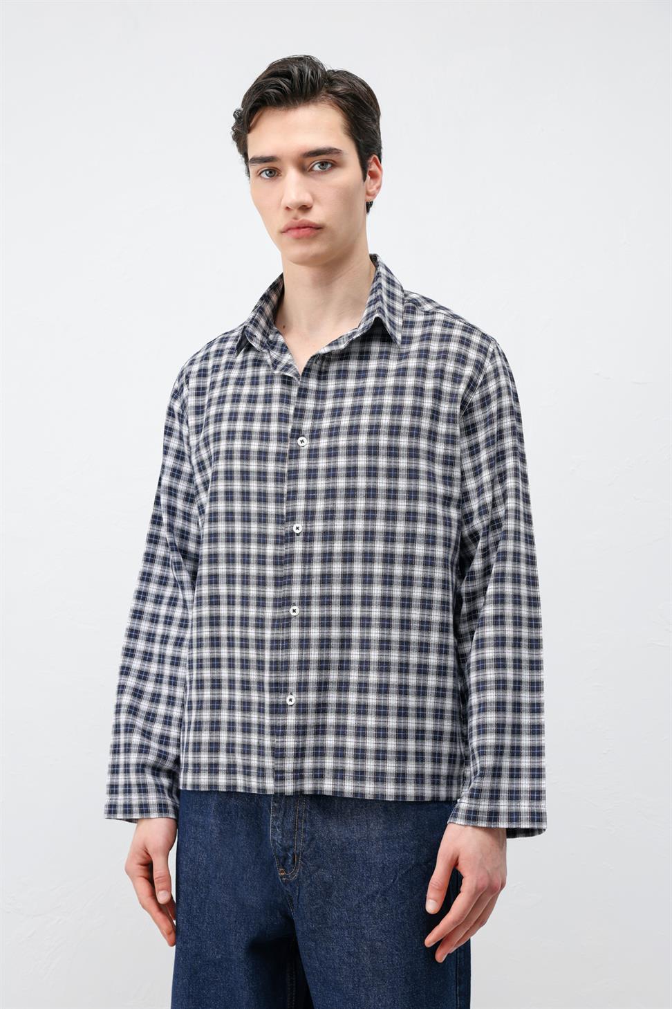 قميص رجالي بنقشة إيكو مريحة