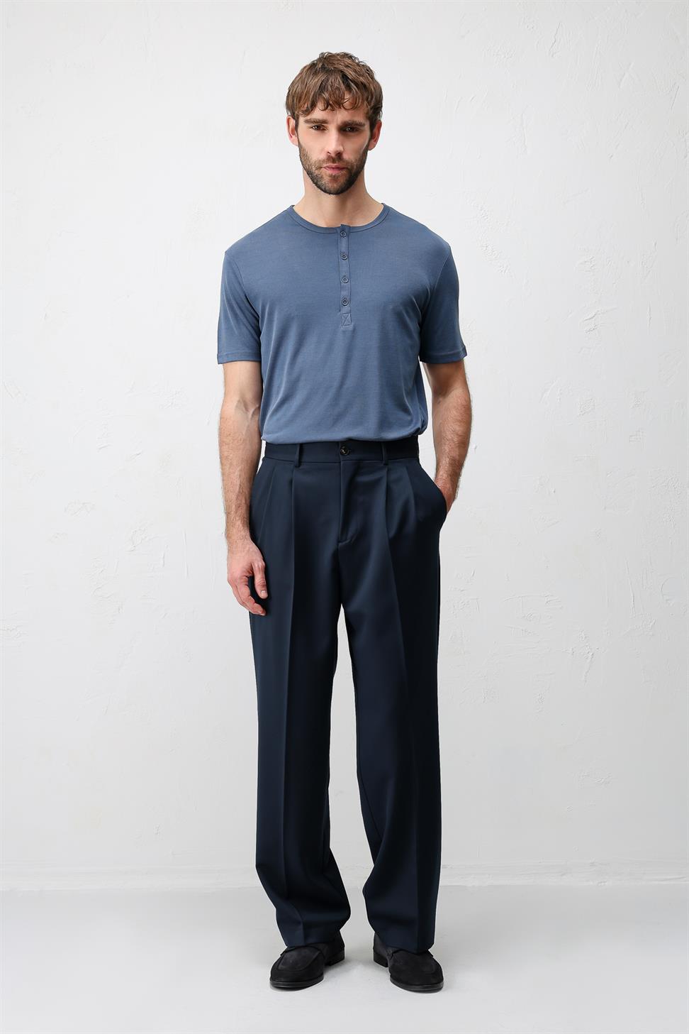Relaxed Fit Mens Pants