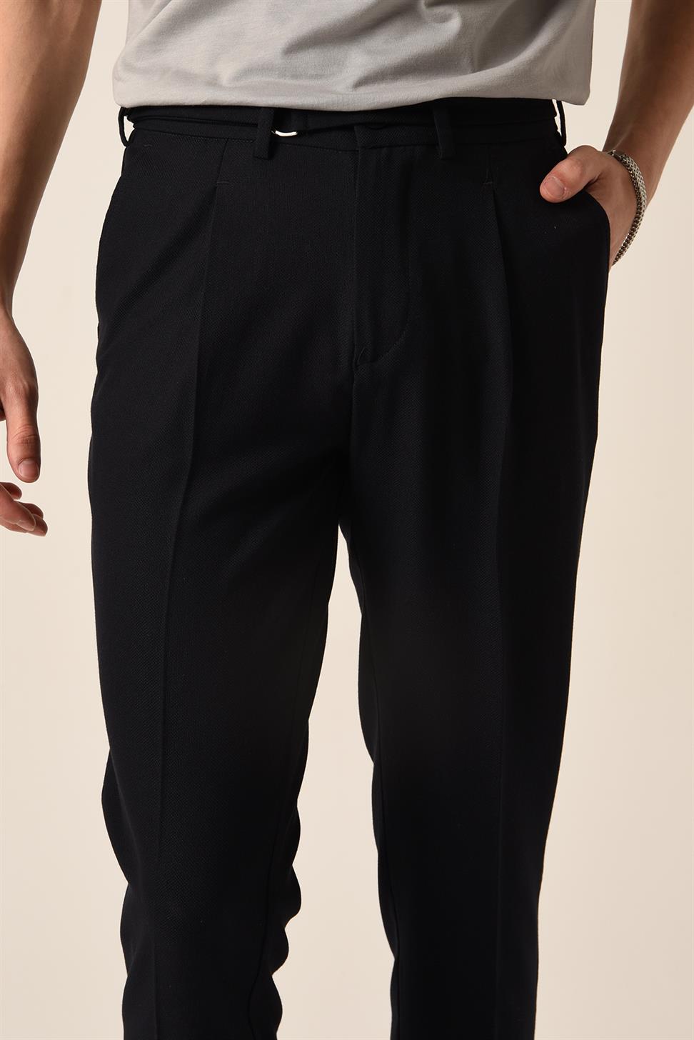 بنطلون مطوي بحزام عالي الخصر