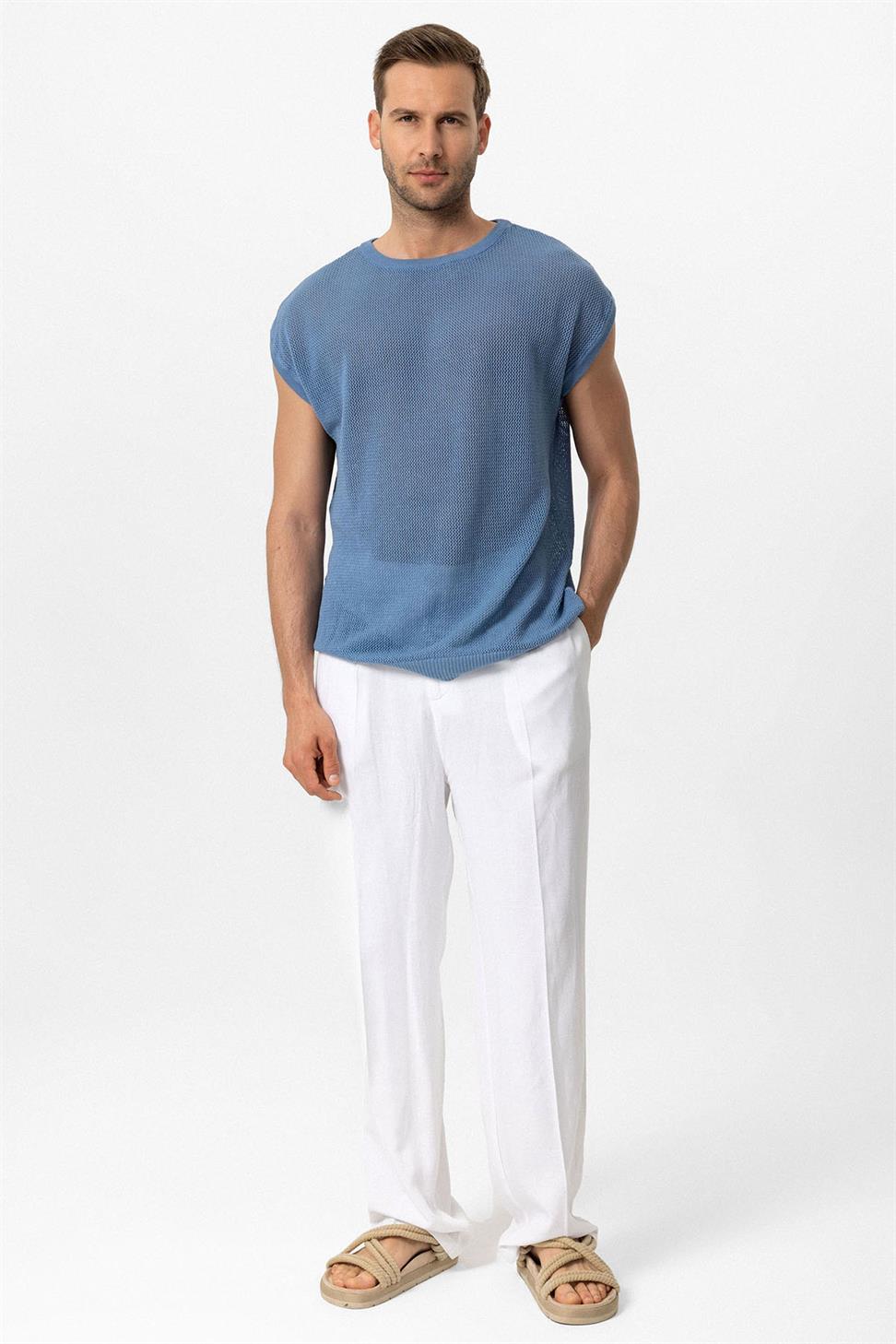 تي شيرت رجالي مخرم بدون أكمام للرجال