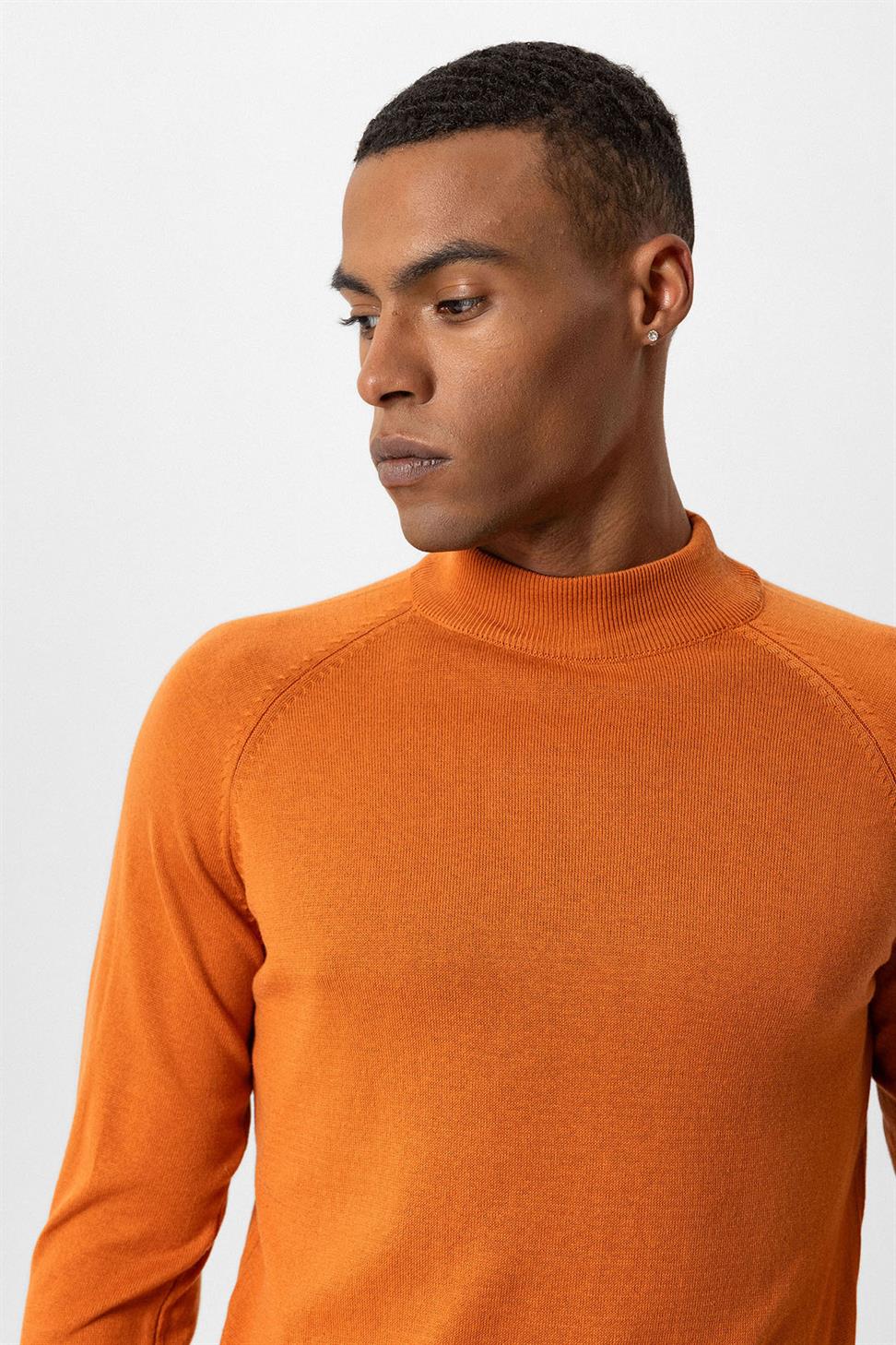 Antioch Oranj Yarım Boğazlı Erkek Triko