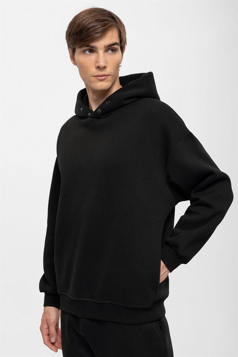 سترة رجالية بغطاء للرأس مقاس كبير