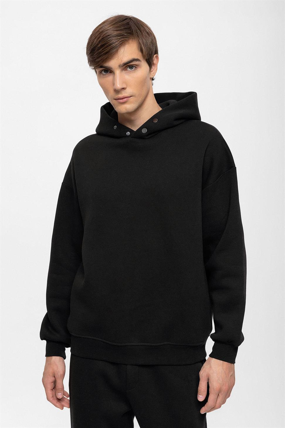 سترة رجالية بغطاء للرأس مقاس كبير