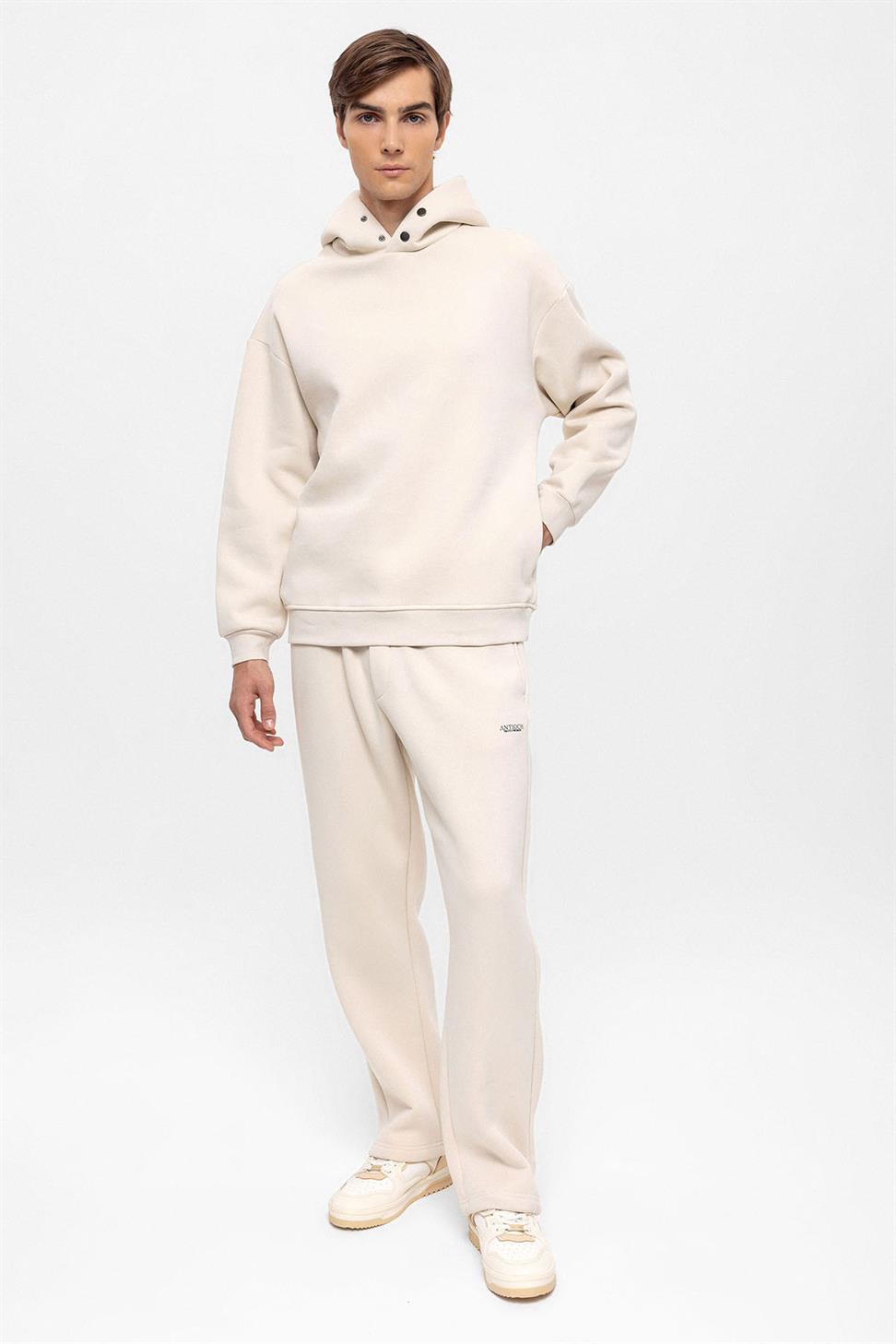 سترة رجالية بغطاء للرأس مقاس كبير