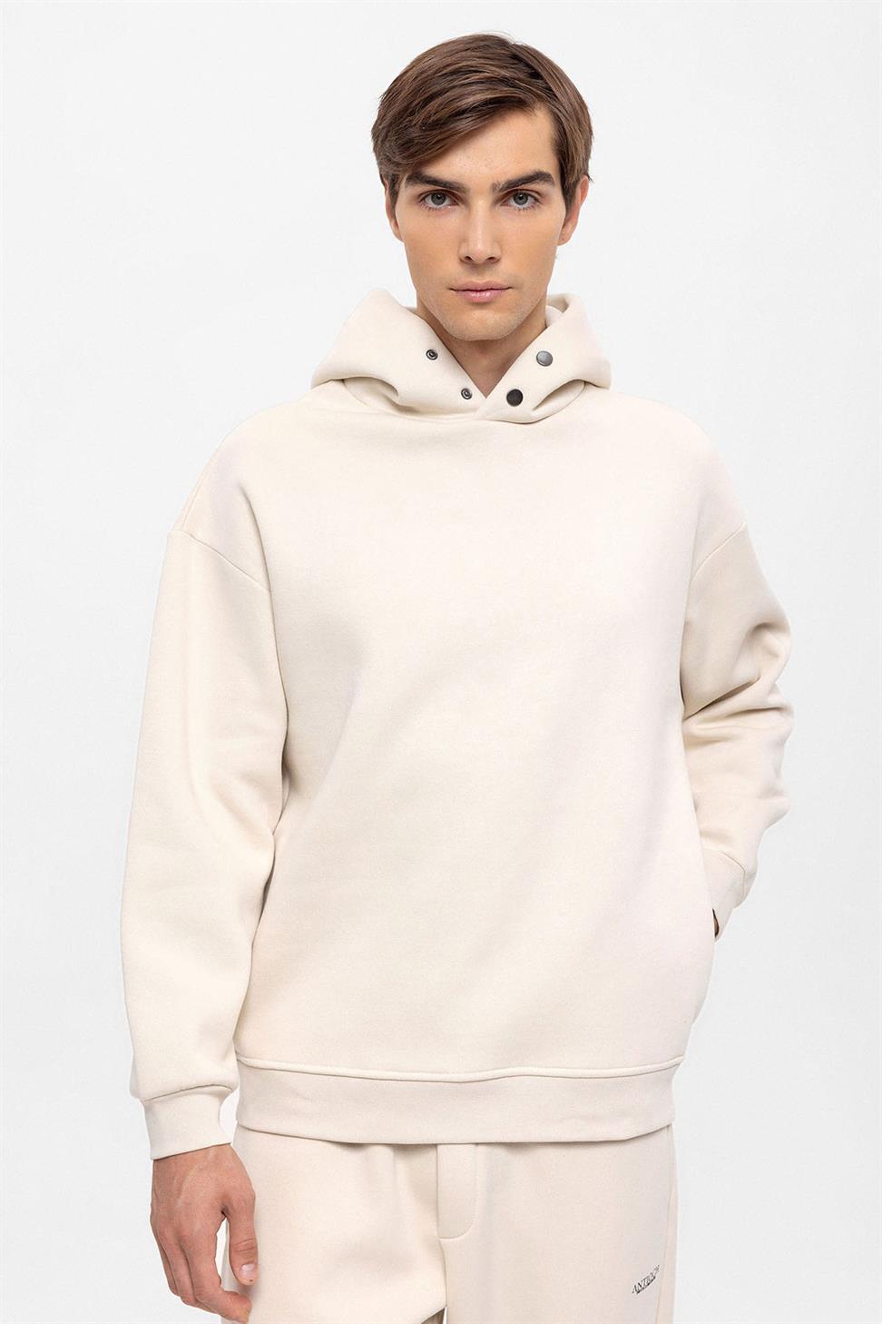 سترة رجالية بغطاء للرأس مقاس كبير