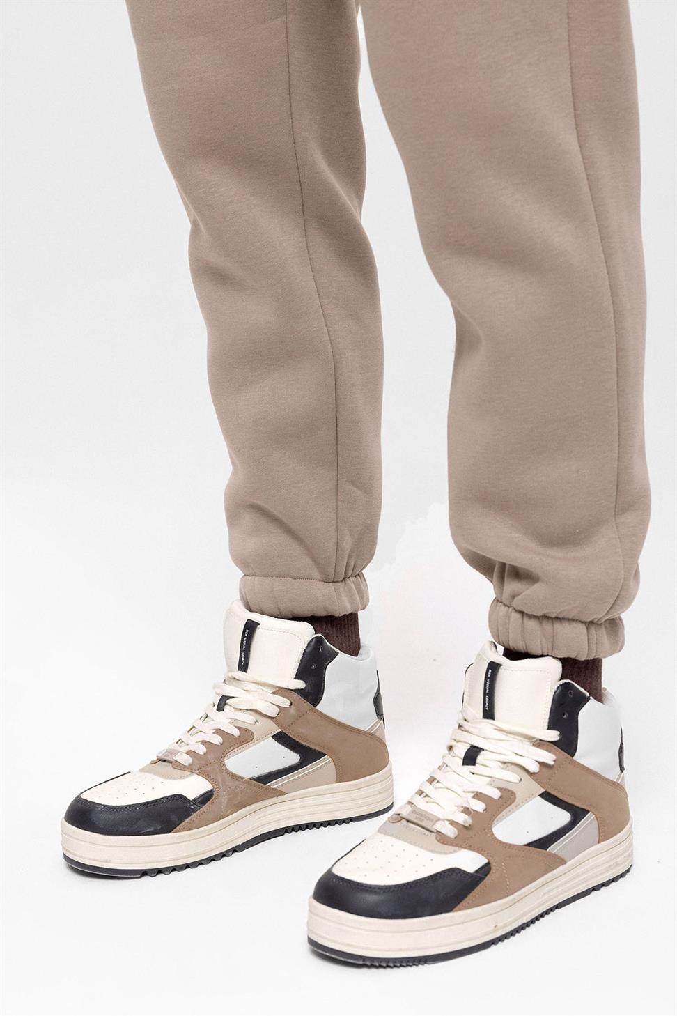 بدلة رياضية للرجال بأرجل مرنة