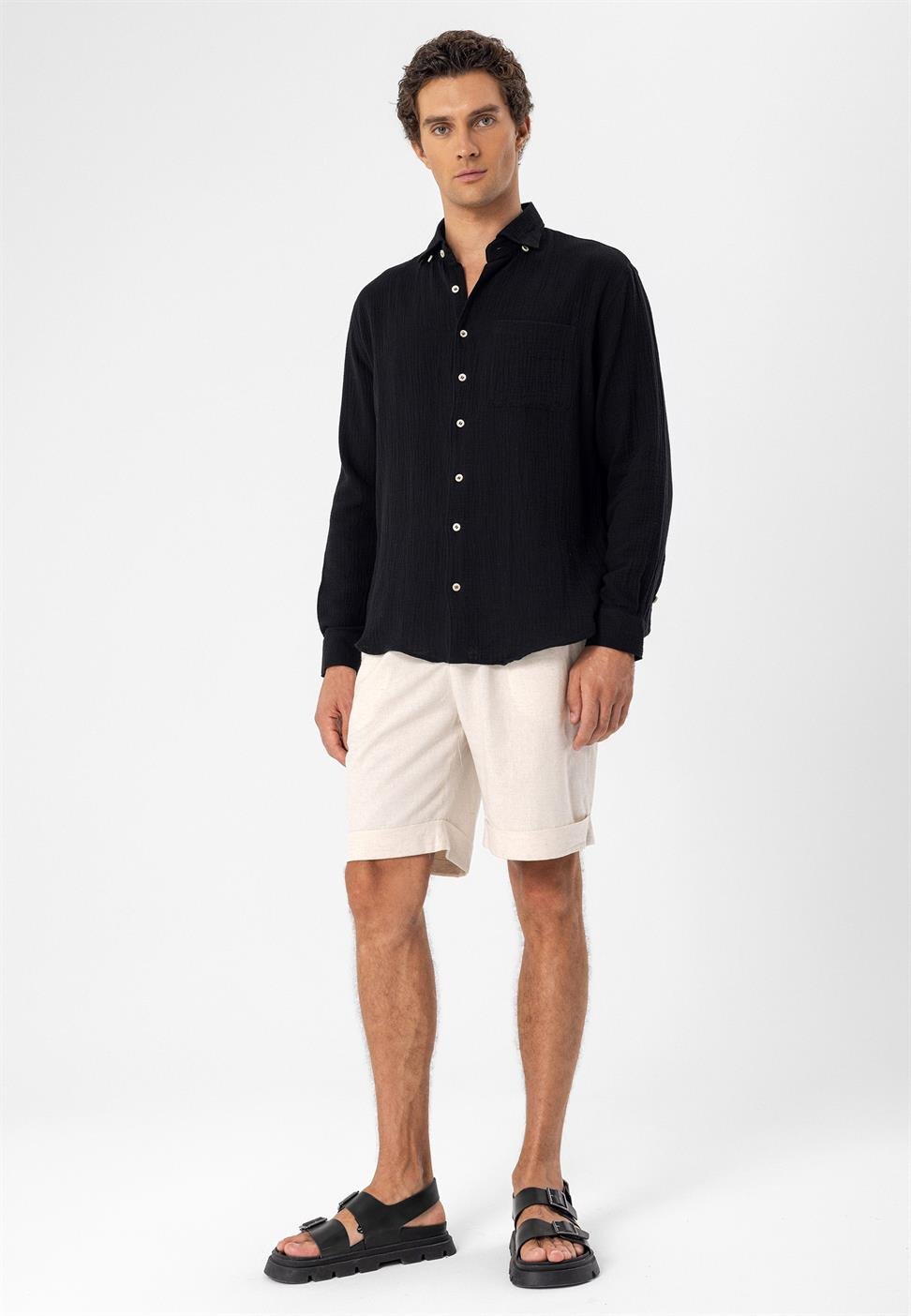 قميص رجالي من القطن مريح