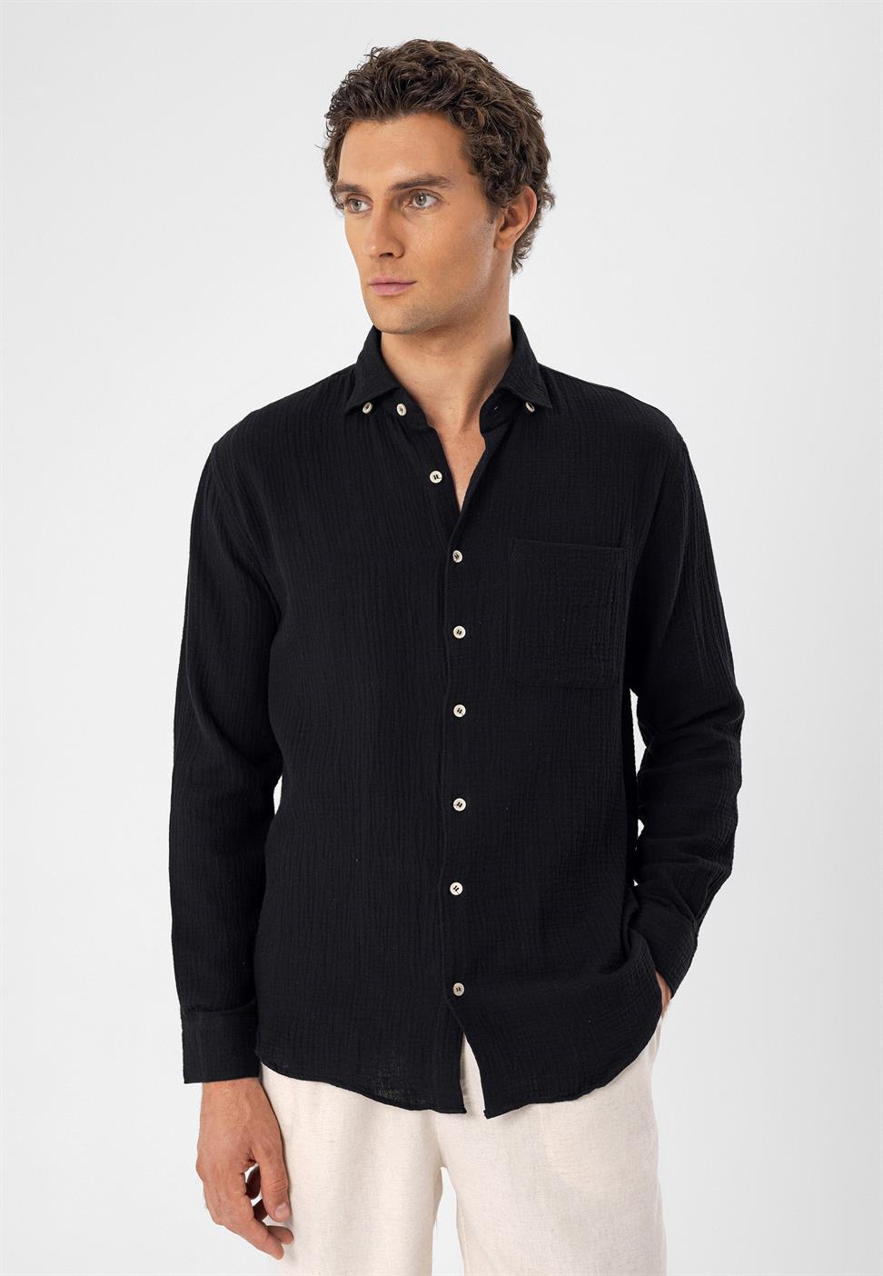 قميص رجالي من القطن مريح