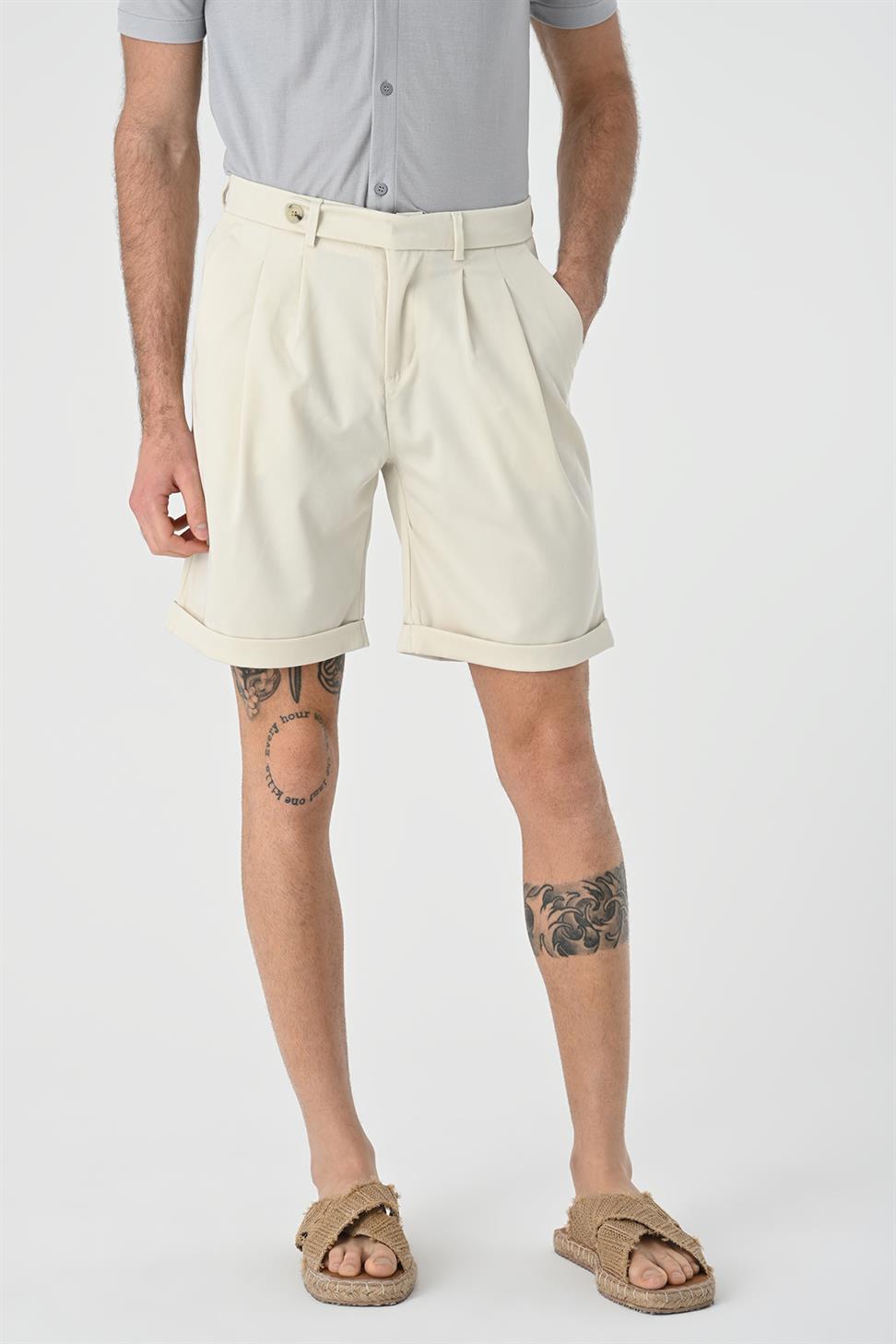 شورت رجالي مطوي