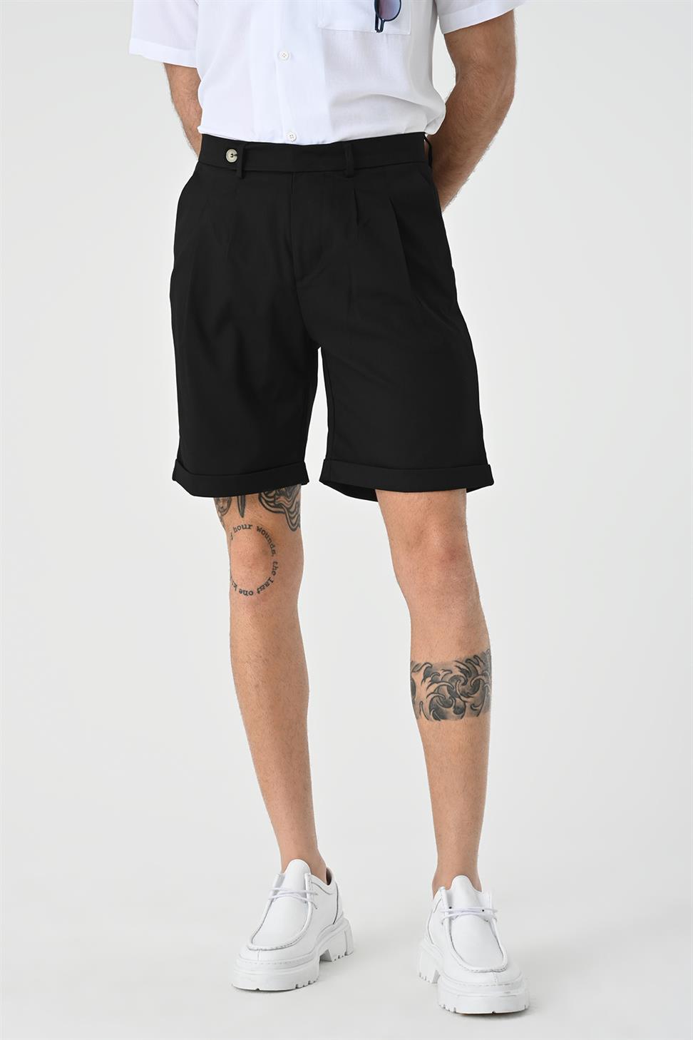 شورت رجالي مطوي