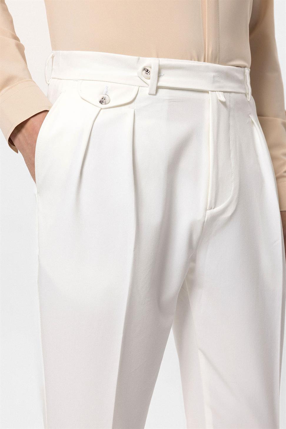 مطوي السراويل عالية الخصر للرجال