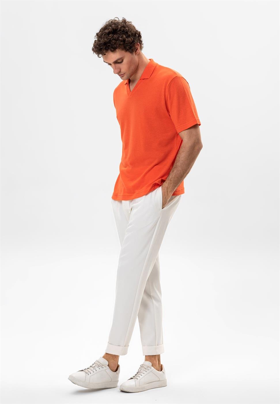 تي شيرت بولو V ياكا إركيك