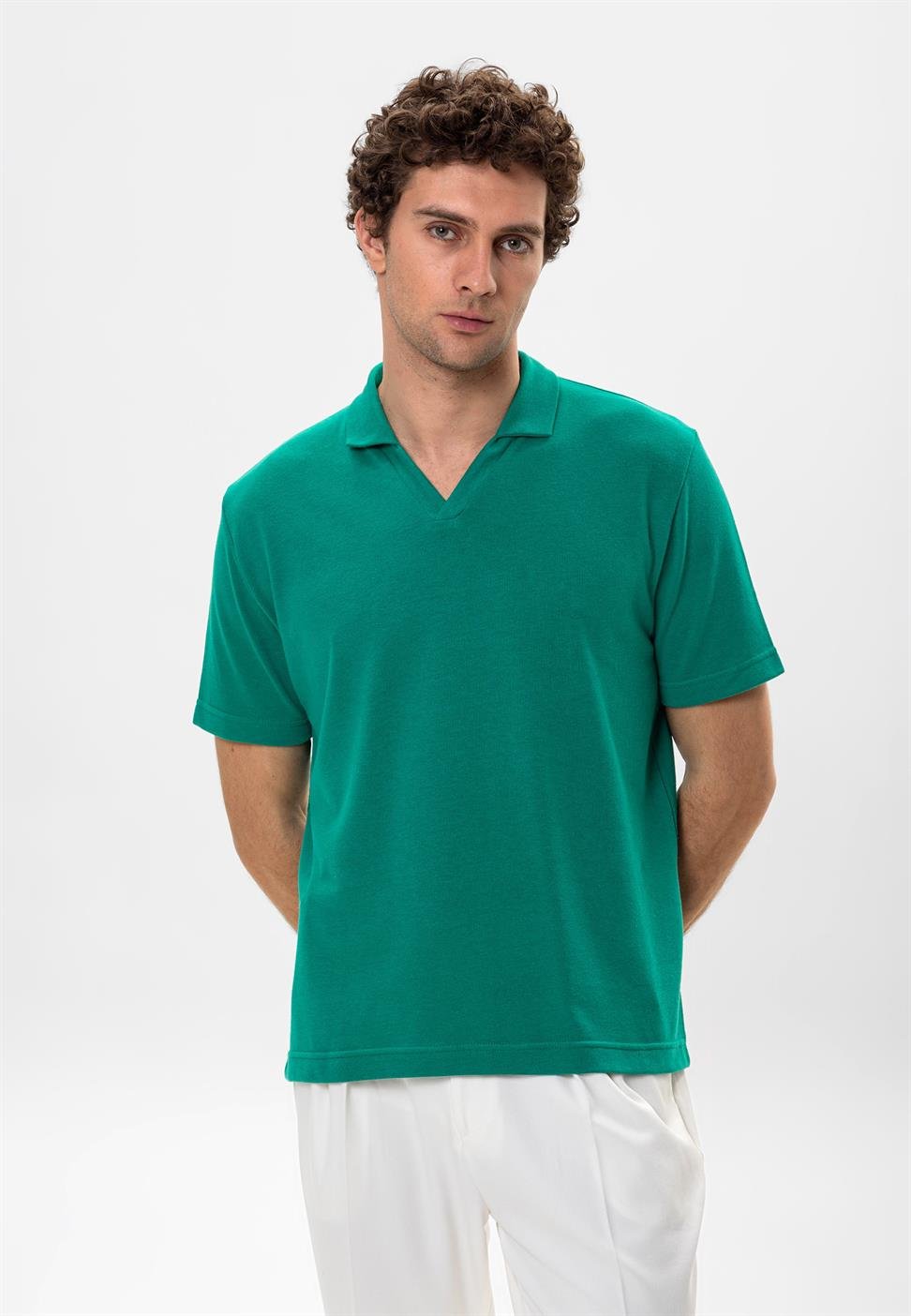 تي شيرت بولو V ياكا إركيك