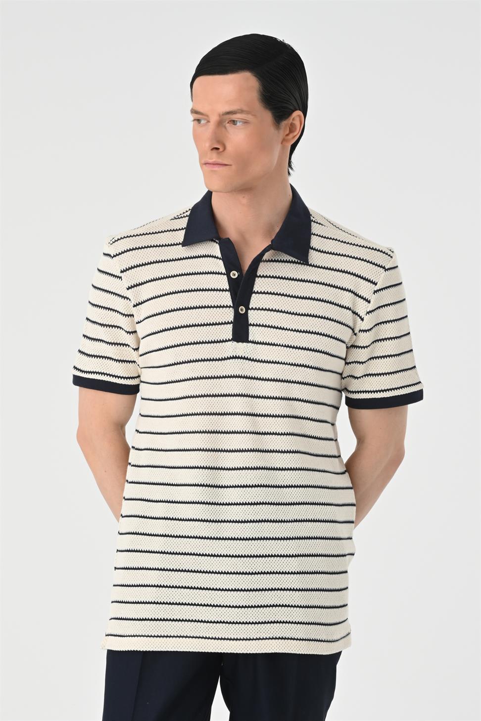 تي شيرت رجالي مخطط بياقة بولو