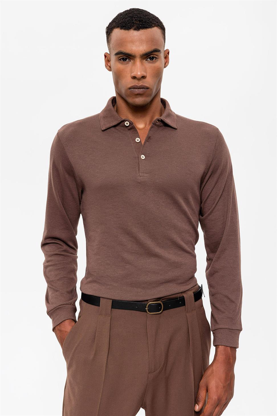 سترة بولو بياقة طويلة الأكمام للرجال