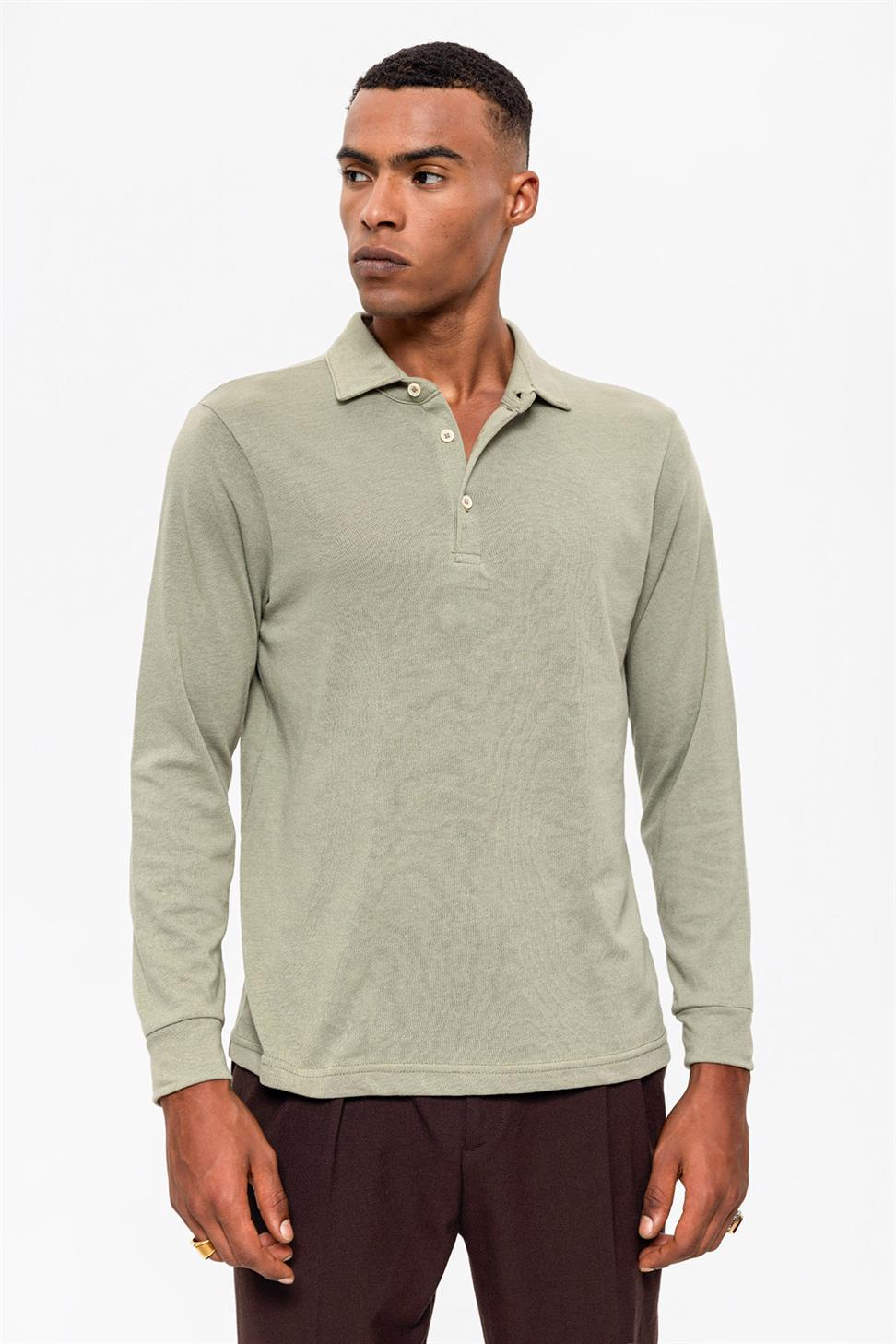 سترة بولو بياقة طويلة الأكمام للرجال