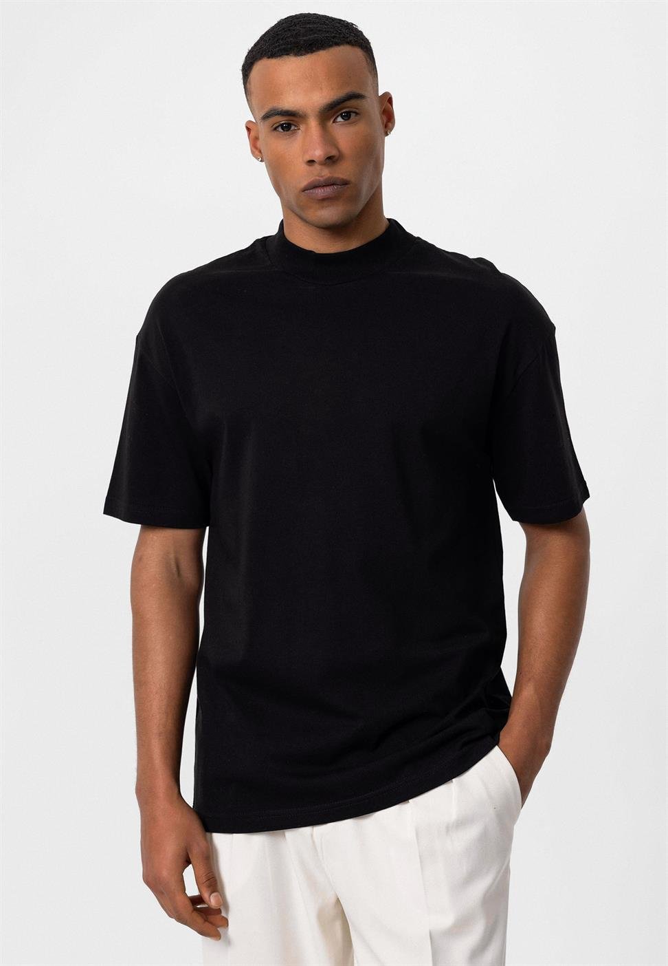 تي شيرت رجالي أساسي مريح