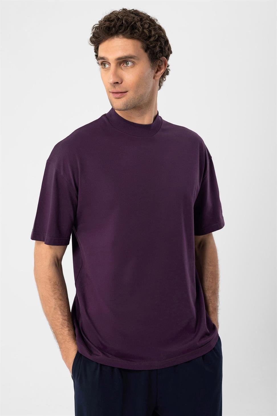 تي شيرت رجالي أساسي مريح
