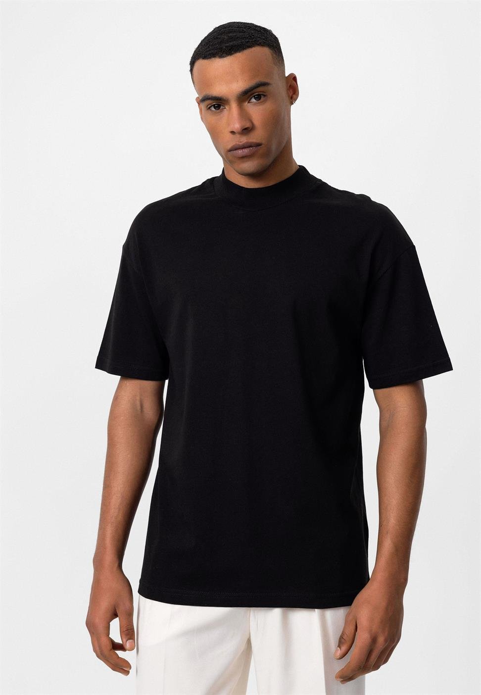 تي شيرت رجالي أساسي مريح