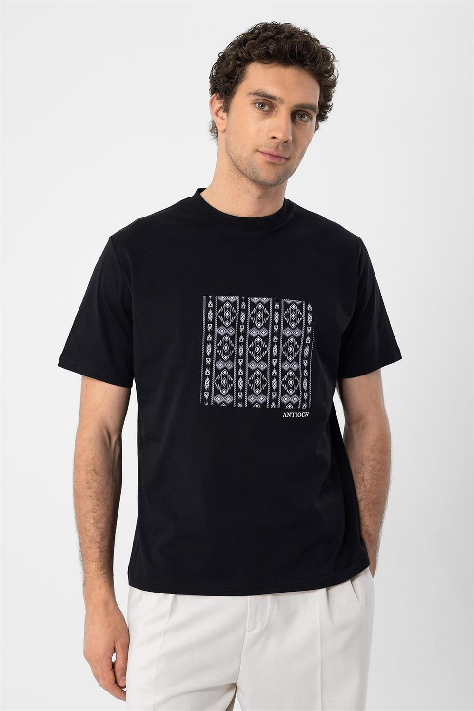 تي شيرت منقوش بنمط مريح للرجال