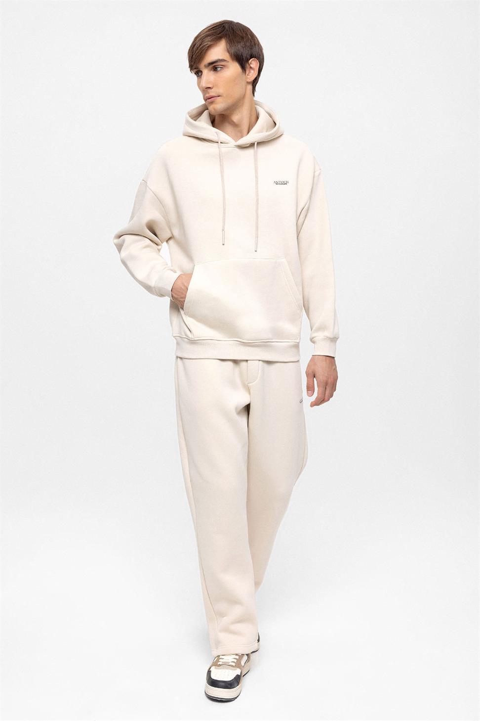 طقم بدلة رياضية رجالية بطبعة أنطاكية بقصة عادية