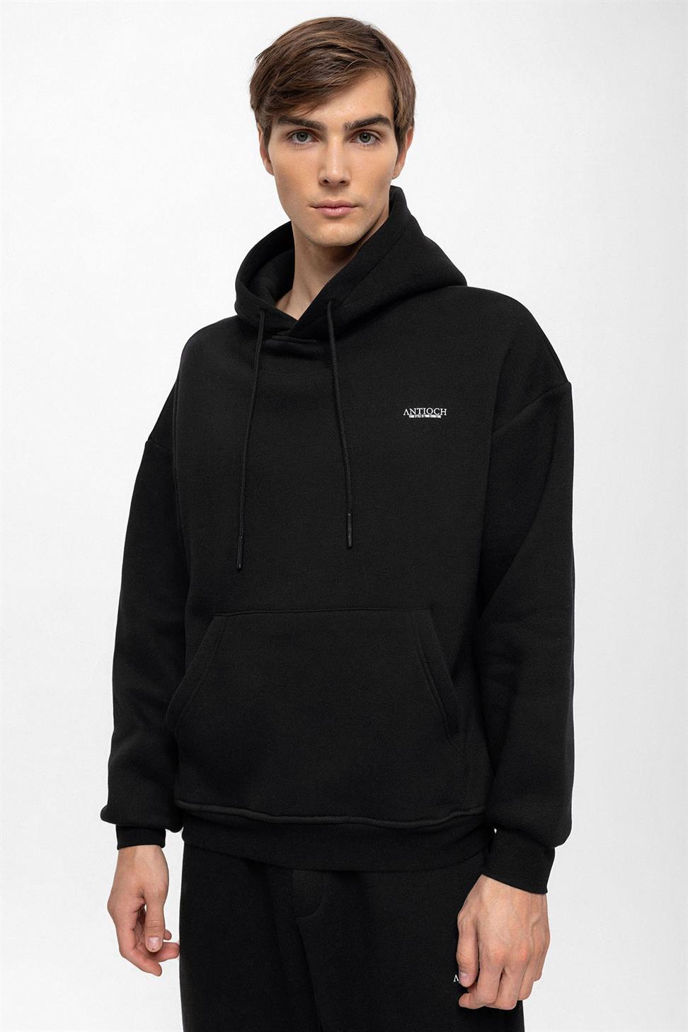 طقم بدلة رياضية رجالية بطبعة أنطاكية بقصة عادية