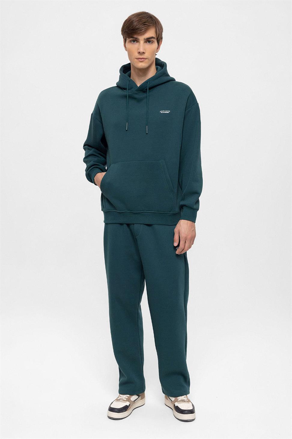 طقم بدلة رياضية رجالية بطبعة أنطاكية بقصة عادية