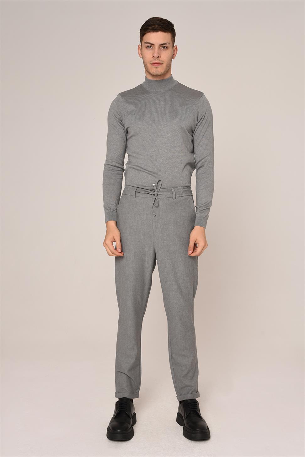 بنطال خصر برباط بقصة عادية