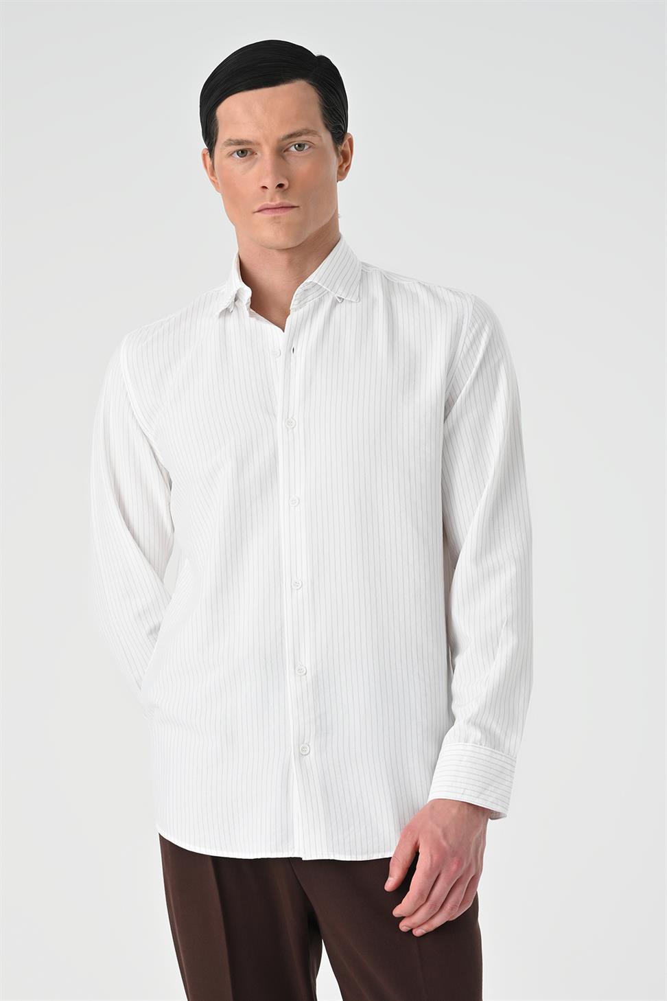 قميص رجالي مخطط بقصة عادية