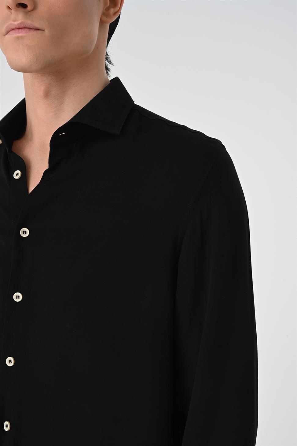 قميص رجالي بقصة عادية