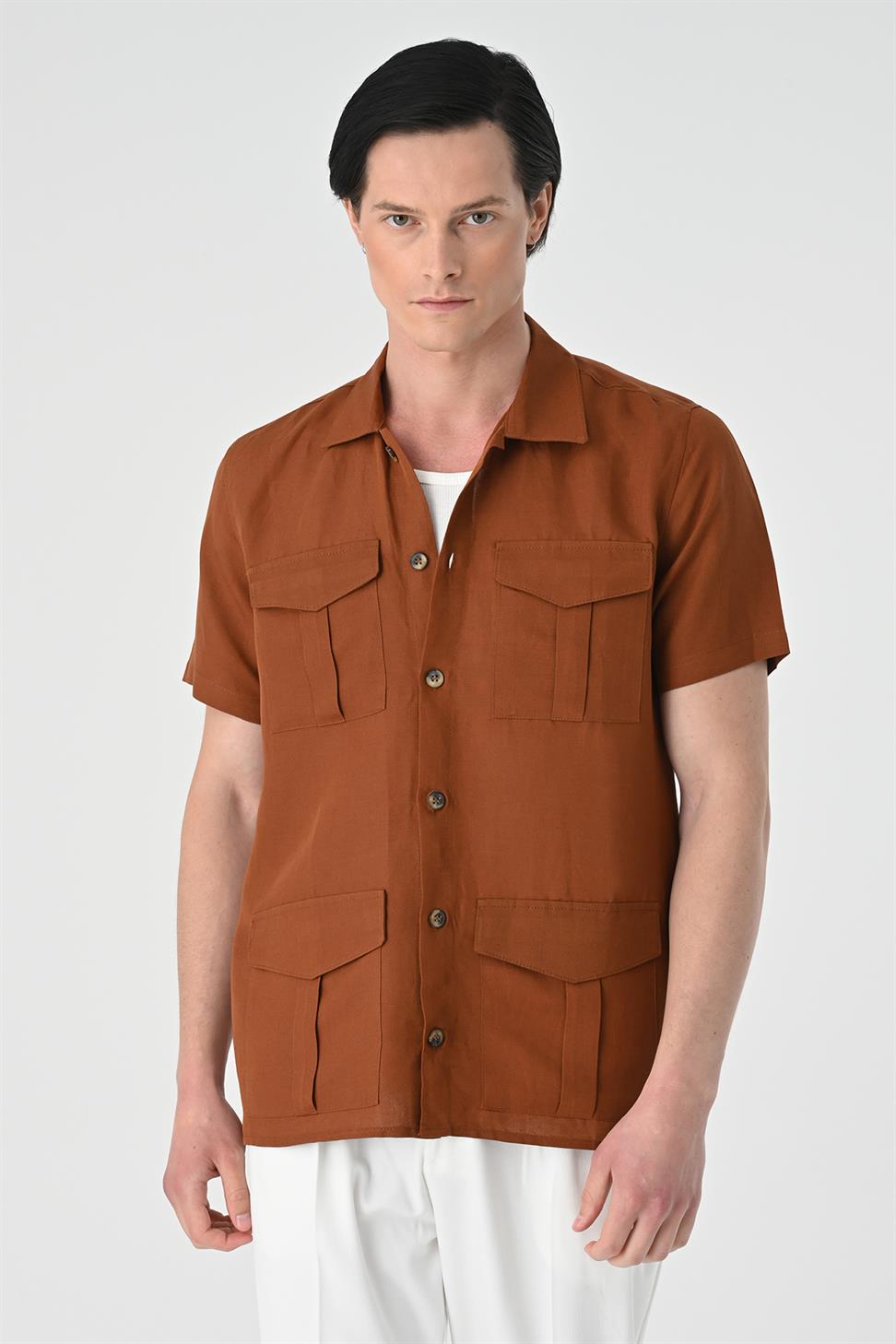 قميص سفاري للرجال بقصة عادية