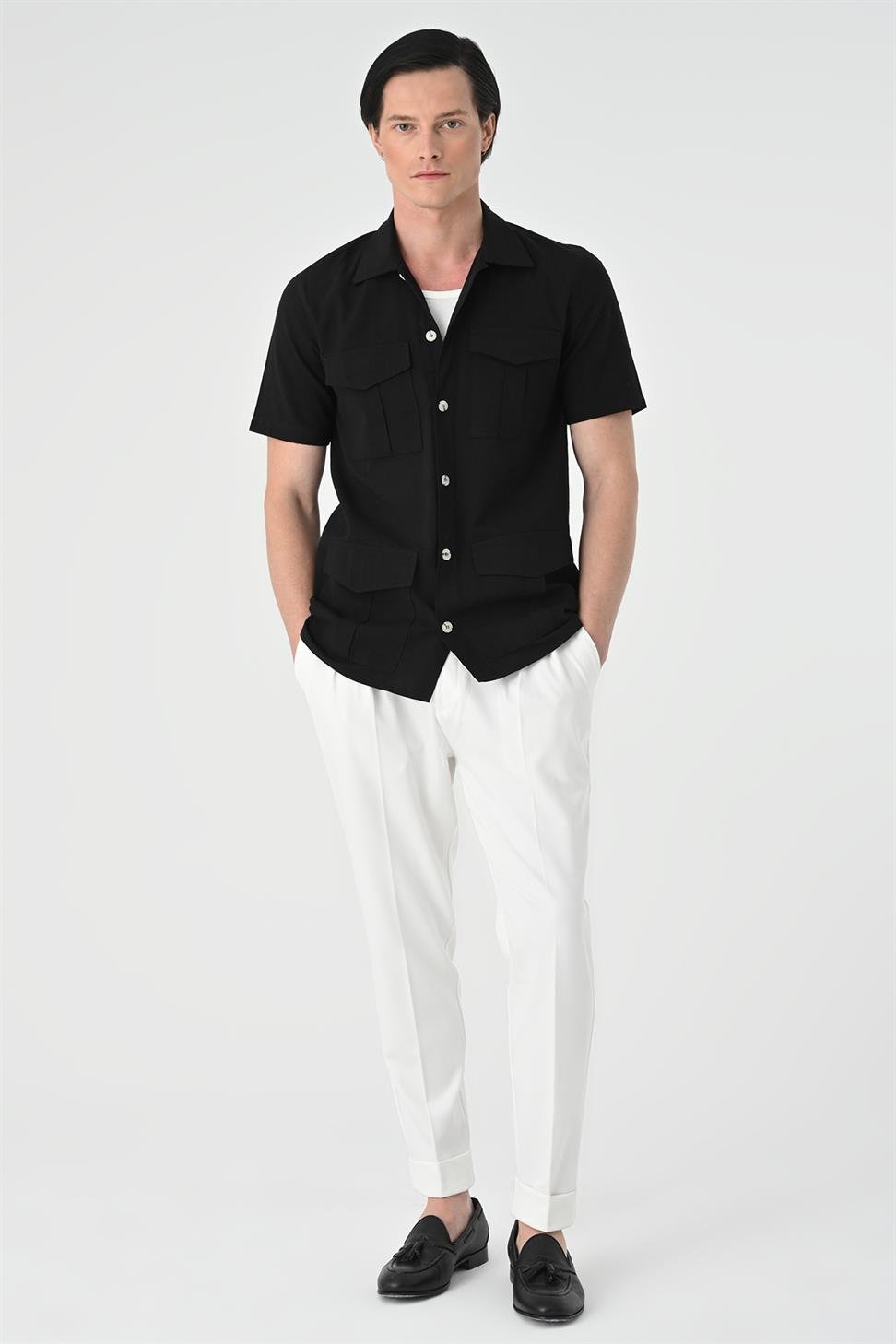 قميص سفاري للرجال بقصة عادية