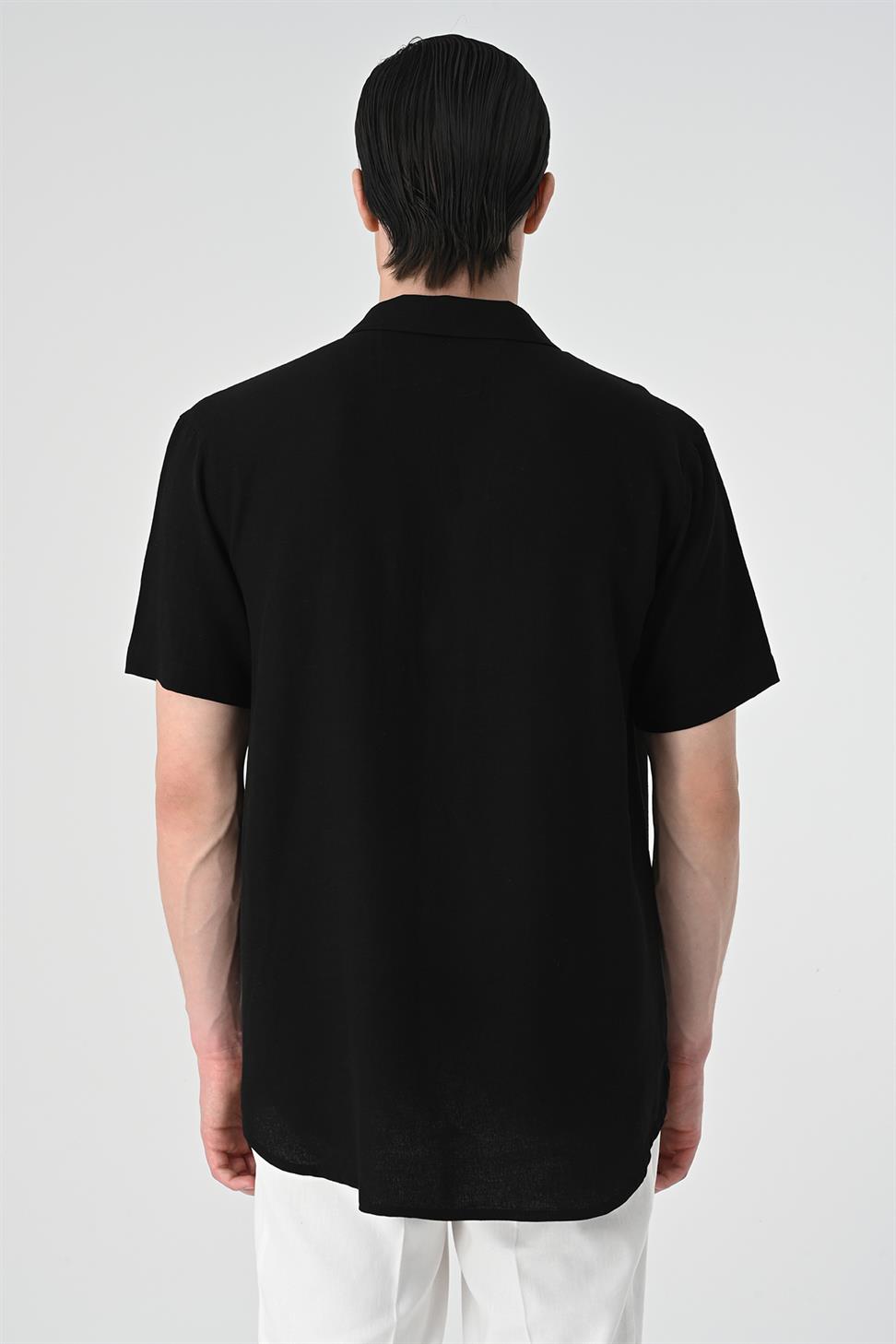 قميص رجالي بأكمام قصيرة وياقة شال مناسب للاسترخاء