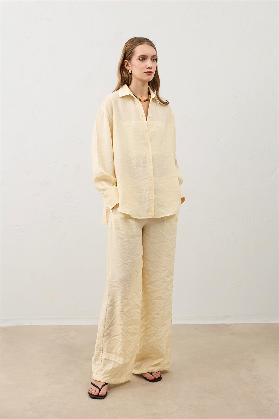 قميص نسائي كبير الحجم