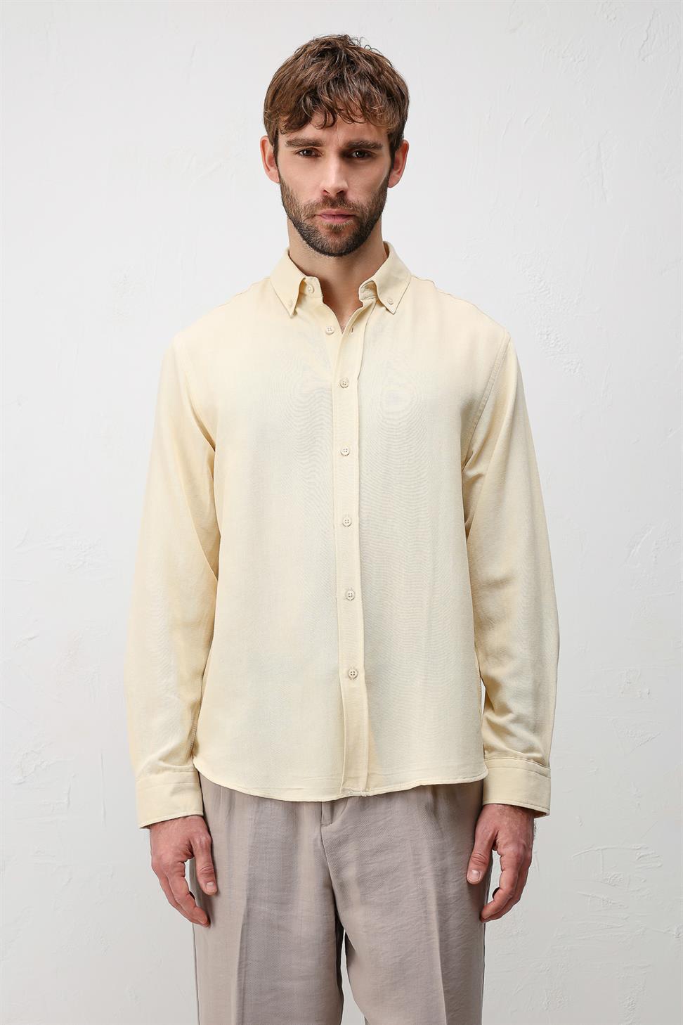 Relaxed Fit Mens Shirt with Linen Blend